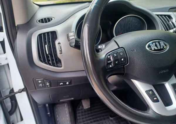 Kia Sportage cena 59900 przebieg: 93000, rok produkcji 2014 z Chęciny małe 466